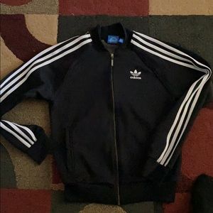 Adidas soccer size S fits 12 year old